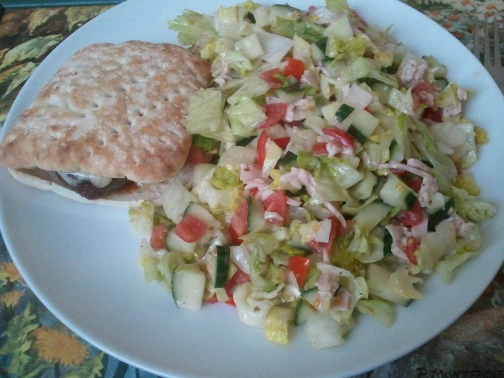 Fasting day burger for 5:2 diet